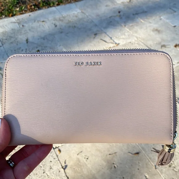 Ted Baker wallet - Picture 2 of 7